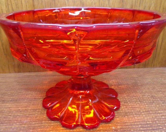 2507 Beautiful Paneled 7" Vintage Orange Glass Footed Compote Candy Dish - Pre-owned Great Condition