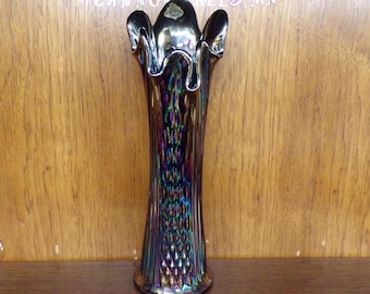 2501 Fenton Vintage Iridescent Amethyst Carnival Glass 14" Diamond Point & Ribbed Swung Vase w/Stamp n Sticker - Great Tones Great Condition