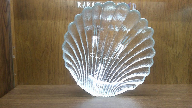 Anchor Hocking Textured Glass Clam Shell Bowl - Thumbnail 3
