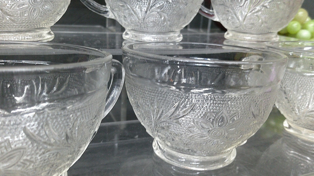 2402 Indiana Glass Tiara Exclusives Vintage Sandwich Pattern Punch Cups