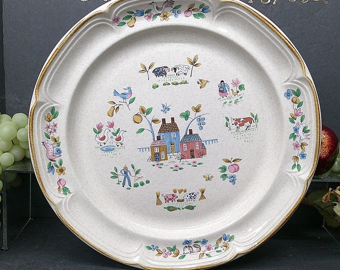 2401 International China Heartland Vintage Stoneware 12" Chop Plate Platter- Great Condition No Chips or Cracks