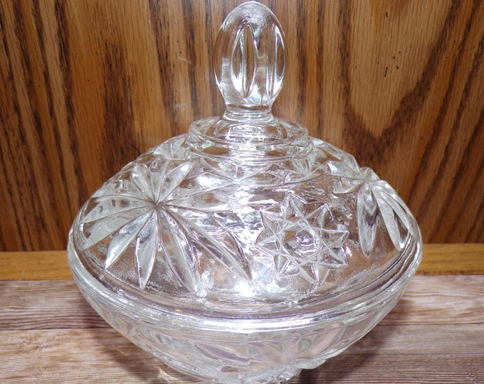 2508 Anchor Hocking Prescut 6" Vintage Glass Star of David Candy Dish with Lid - Great Condition