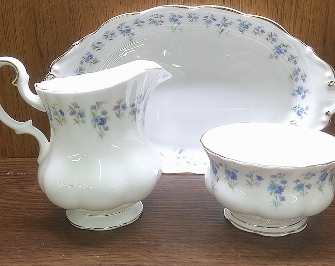 2410 Royal Albert Fine Bone China Memory Lane Vintage 3 pc Cream & Sugar Set with Tray - Great Condition