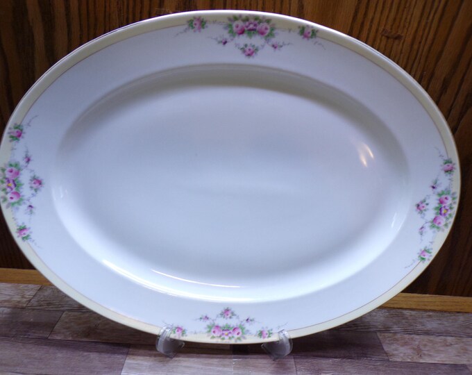 2507 Meito Fine China Buffalo 16" x 12" Hand-painted Vintage Oval Platter Beautiful Floral Pattern w/ Gold Rim Made in Japan - Great Cond