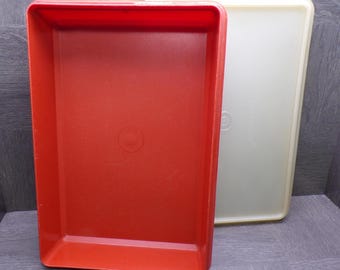 2606 Tupperware Vintage Paprika Red Container with Frosted Lid 13.5" x 9.5"