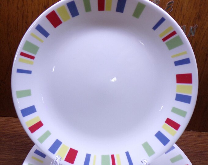 2507 Corelle Memphis 10.25" Dinner Plates Set of 4 Primary Color Blocks - Pre-owned Good Condition Some Light Scratches