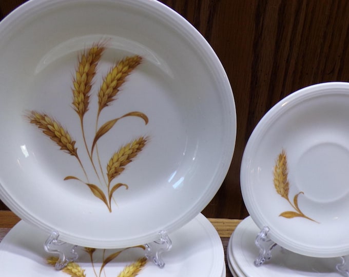 2511 Edwin Knowles Golden Wheat Set of 8 pcs - (4) 6.25" Plates & (4) 4.75" Saucers - Great Condition