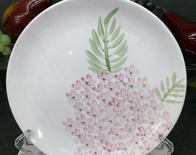 2402 Cooks Club Pink 8.5" Salad / Lunch Plates with Pink & Green Floral Set of 4 - Great Condition