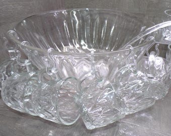 2606 Anchor Hocking Crown Point 26 pc Vintage Punch Bowl Set