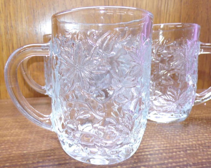 2508 Princess House Fantasia Vintage Poinsettia Clear Glass 4" 10 oz. Coffee/ Tea Mugs Set of 4 - Great Condition