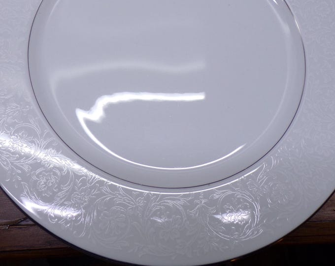 2407 Grace Concerto Vintage Fine China- White Floral Lace Dinnerware w/ Platinum Rim- Great Condition Choose From List: