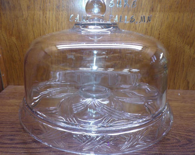 2507 Vintage 2000 Anchor Hocking Bristol Park 2 pc Footed Cake Platter with Dome Cover (Flips Over For Chip & Dip Set) - Great Condition