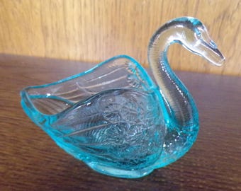 2501 Fenton Glass 4.5" Teal Ocean Blue Swan Open Candy / Trinket Dish Fenton Stamp - Great Condition