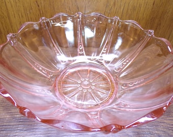 2506 Anchor Hocking Oyster & Pearl Pink Depression Glass 10.5" Round Vegetable Bowl - Great Condition