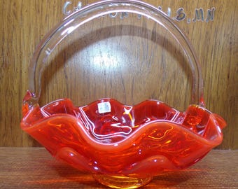 2507 Viking Glass 8" Persimmon Orange Double Layer Vintage Ruffled Basket w/Clear Handle - Pre-owned Great Condition