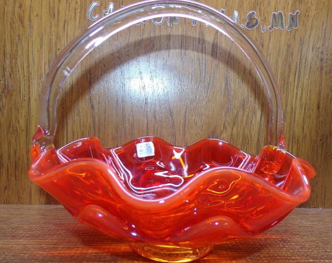2507 Viking Glass 8" Persimmon Orange Double Layer Vintage Ruffled Basket w/Clear Handle - Pre-owned Great Condition