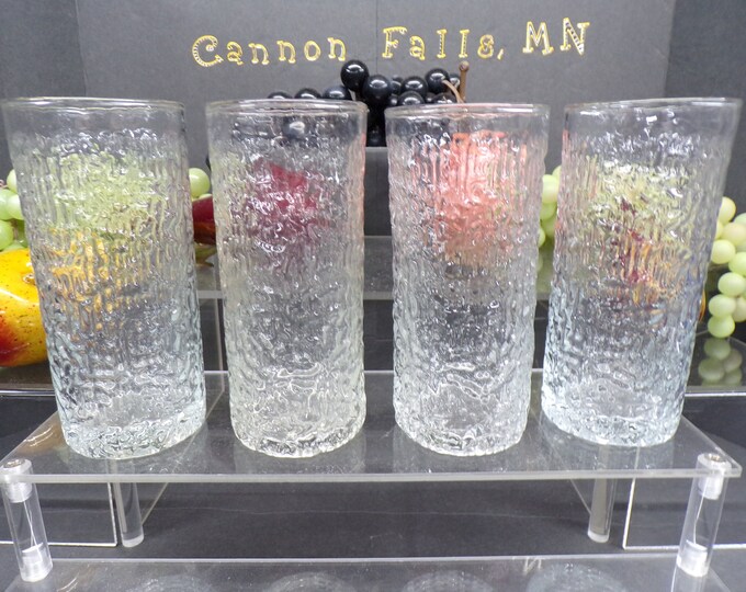2303 Vintage Textured Glass Ice / Bark Tumbler Clear Drinking Glasses 5.5" Set of 4 - Great Condition No Chips or Cracks