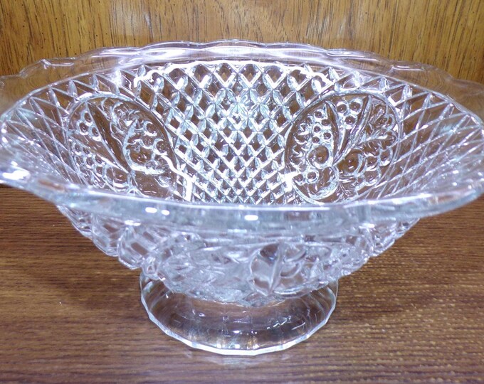 2311 Clear Diamond Optic, Waffle, Embossed Fruit 10" Vintage Footed Fruit Bowl - Great Condition