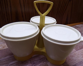 2508 Tupperware 7 Pc Harvest Gold & Almond Vintage Condiment / Salad Dressing Caddy Server Set with Lids - Good Condition