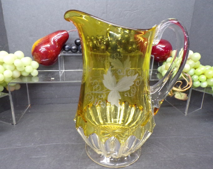2307 Amber Stained Frosted Leaf Pattern Beautiful Vintage 9.25" Glass Pitcher - Good Condition Tiny Chip on Rim