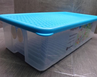 2609 Tupperware FridgeSmart 12"x6"x3" Refrigerator Container w/ Vents & Turquoise Lid