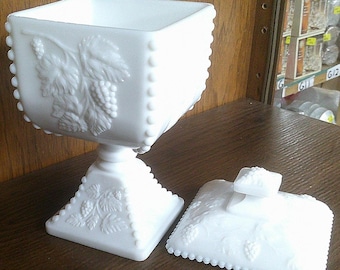 2501 Westmoreland Milk Glass 9" Footed Covered Square Beaded Rim Candy Dish - 4.5" Wide Harvest Grape - Great Condition