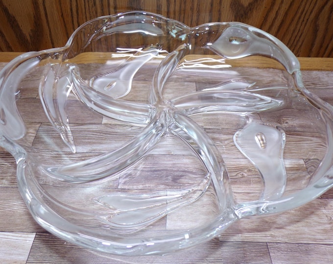 2510 Mikasa Mayfair 12" Vintage 5 Section Divided Party Platter Frosted Calla Lily - Great Condition