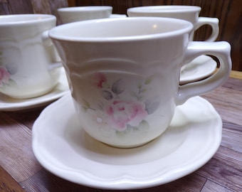 2509 Pfaltzgraff Tea Rose Stoneware Set of 8 pcs - (4) Cups & (4) Saucers Pink Roses Made in USA - Great Condition