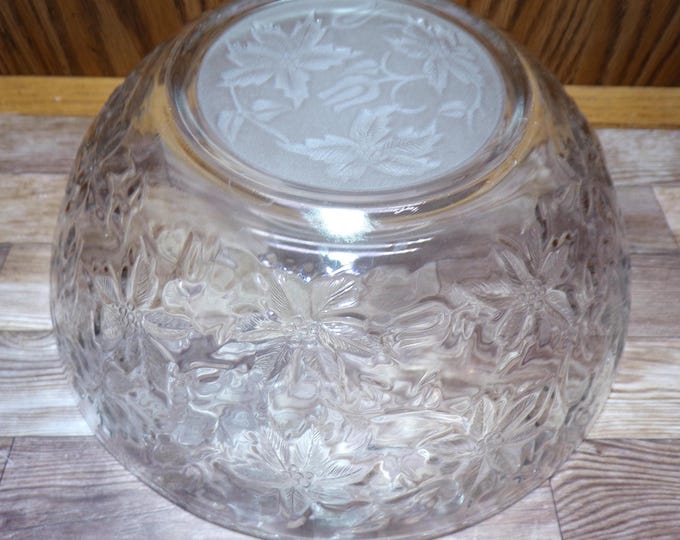 2511 Princess House Fantasia 8.5" Vintage Crystal Frosted Center Vegetable Serving Bowl - Excellent Condition