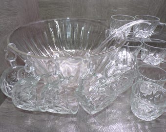 2606 Anchor Hocking Crown Point (1500/8) 26 pc Vintage Punch Bowl Set