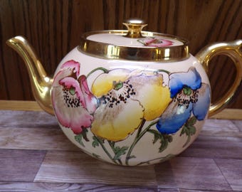 2511 Gibsons Staffordshire England 5" Teapot Peach w/ Flowers & Gold Accent - Good Condition