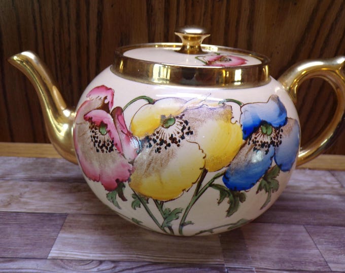 2511 Gibsons Staffordshire England 5" Teapot Peach w/ Flowers & Gold Accent - Good Condition