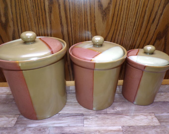2509 Sango Gold Dust Sienna Stoneware #5039 6 pc Set - 3 Canisters & 3 Lids - 8", 7", 6" - Crack in 8" (Last pic) Otherwise Great Condition