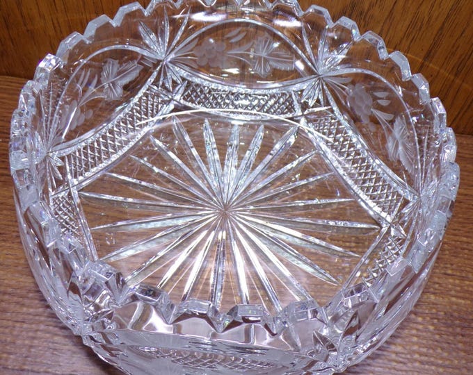 2505 Crystal Clear Industries Chardoney Cut Glass Round 8" Bowl Centerpiece West Germany - Great Condition