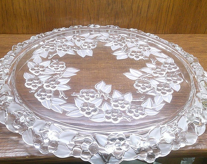 2503 Mikasa Carmen WaltherGlas 13" Holly and Berry Vintage Cake Stand Platter Raised Berries & Frosted Leaves - Germany - Great Condition