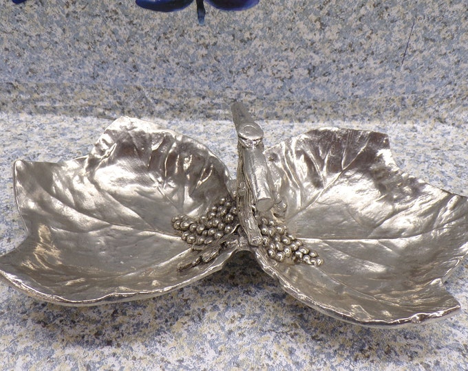 2211 Artale Pewter 10" x 5.75" Ornamental Divided Serving Dish/Grape Leaves w/Center Handle- Made in Italy - Good Condition