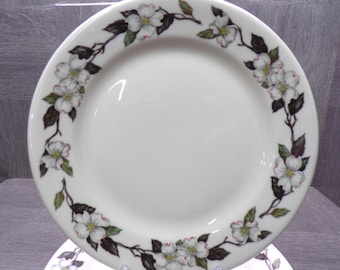2602 Shenango China Northern Dogwood 6.75" Desert / Bread Plates Vintage Restaurant Quality Set of 7 - New Castle, PA USA- Great Condition