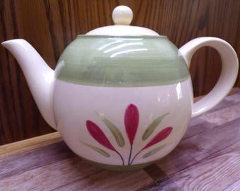 2511 Pier 1 Verona 6" Teapot Earthenware Green/Red Buds Hand Painted - Great Condition
