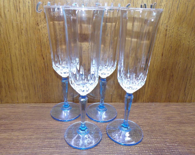 2504 St. George Crystal Glendale 5 oz 8.5" Lead Crystal Champagne Flutes w/ Azure Stem Set of 4 - Great Condition in Original Box