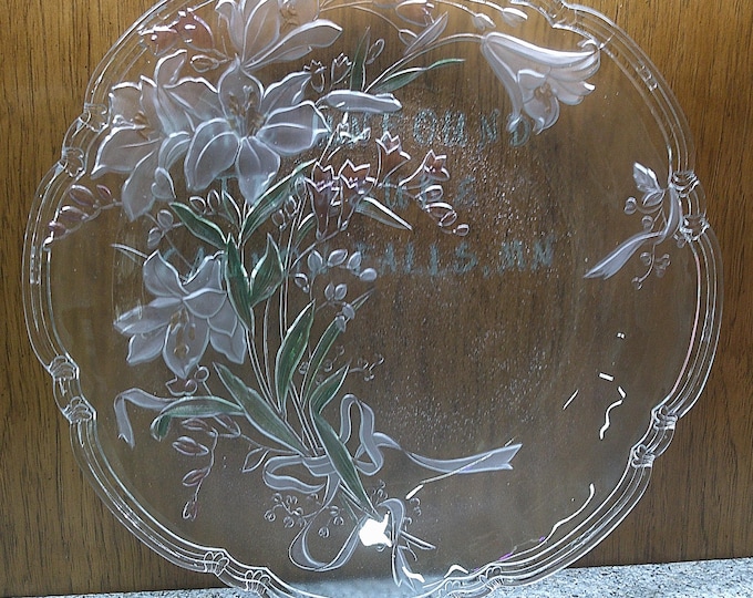 2408 Mikasa Savior Vivre Sculpted Crystal Platter Perfection WY 103/601 15" Japan - Great Condition