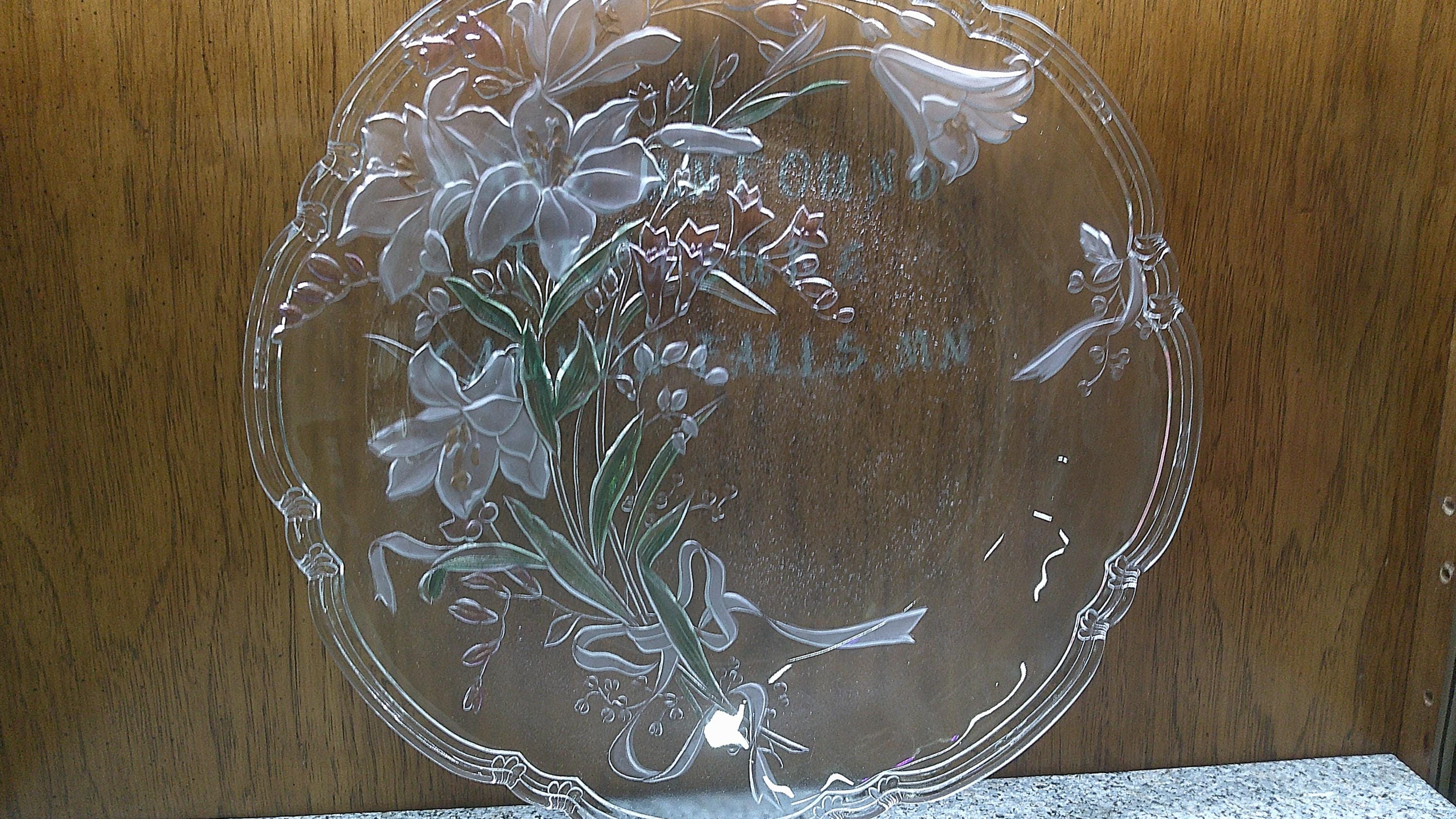2408 Mikasa Savior Vivre Sculpted Crystal Platter Perfection