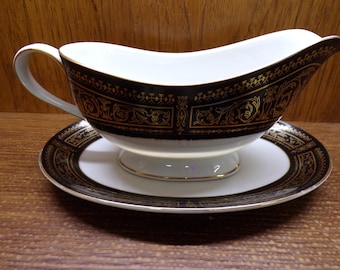 2507 Seyei Regency Fine China Gravy Boat Sauce Bowl with Underplate #6908 Black & Gold Trim - Great Condition