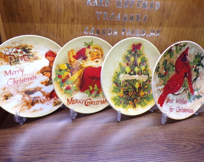 2505 Christmas Stoneware 8" Salad/ Snack/ Dessert Plates Vintage Set of 4 - Great Condition - Merry Christmas, Best Wishes, Greetings Etc