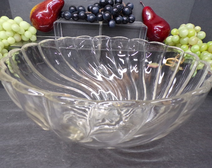 2311 Hazel Atlas Colonial Swirl Shell 10.75" Clear Glass Vintage Serving Bowl / Punch Bowl - Good Condition No Chips or Cracks