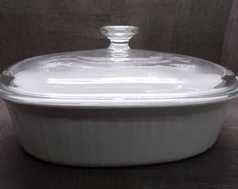 2608 Corning Ware 2.8 Liter F-2-B French White Ribbed Oval Casserole Baking Dish w/ Clear Pyrex Cover