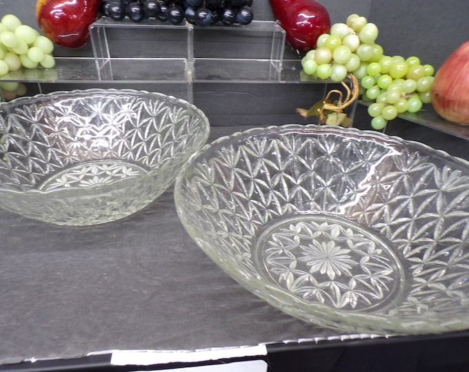 2310 Vintage 10" Clear Pressed Glass Serving Bowls Set of 2 - Good Condition No Chips or Cracks