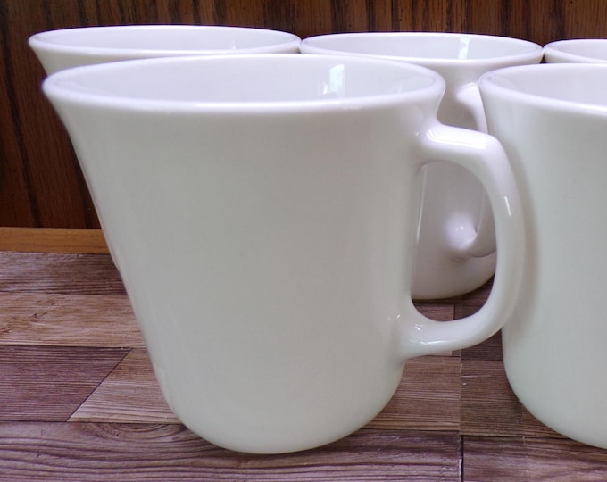 2510 Corelle Corning Pure White Vintage 8 oz Cup / Mug Set of 5 - Good Condition