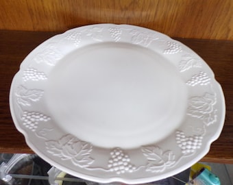 2407 Indiana Glass Colony White Milk Glass Harvest Grape & Leaf Round 14" Vintage Serving Platter - Great Condition