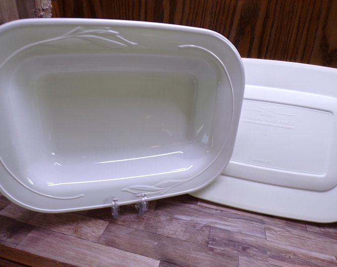 2409 Corning Ware Elegance White Flora L-13 Rectangular 13" x 9" Outer Dims Open Roaster Lasagna Casserole w/ Rubber Cover - Great Condition