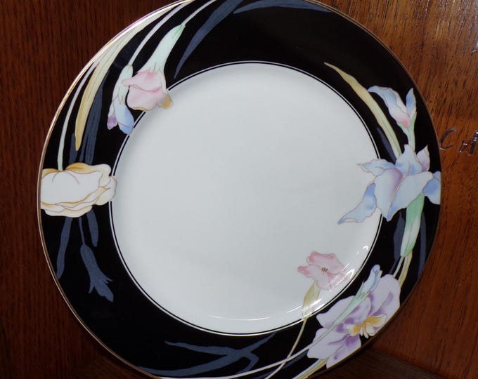 2505 Mikasa Charisma Black Fine China L9050 Beautiful Pastel Floral 12.25" Gold Rim Platter - Great Condition